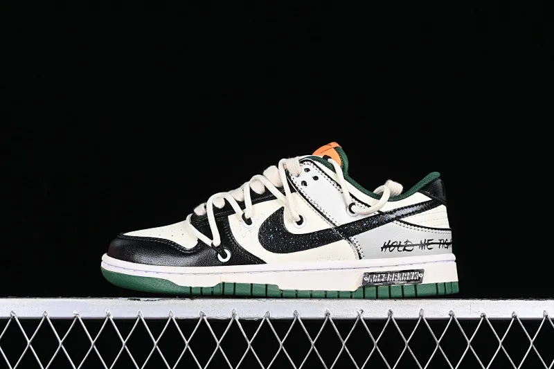 All Categories Nk SB Dunk Series Nk SB Dunk Low Low-top sneakers Customized large box Nk Dunk Low "Miami Hurricanes" Space Exploration Star Trek Customized version of deconstructed straps Retro distressed low-top sneakers DD1391-300